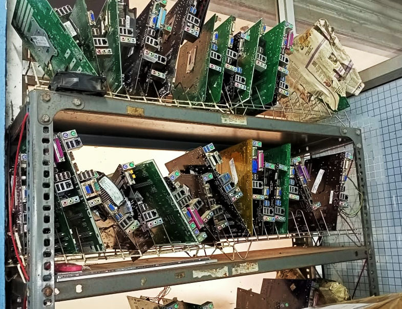 SUPERCHIP TECHNOLOGIES-CHIP LEVEL SERVICING